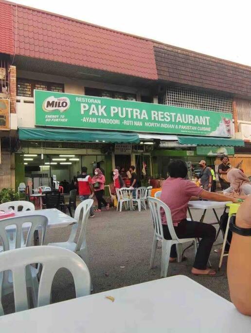 Lovely 1-Bedroom Condo With Facilities Malacca Exterior foto